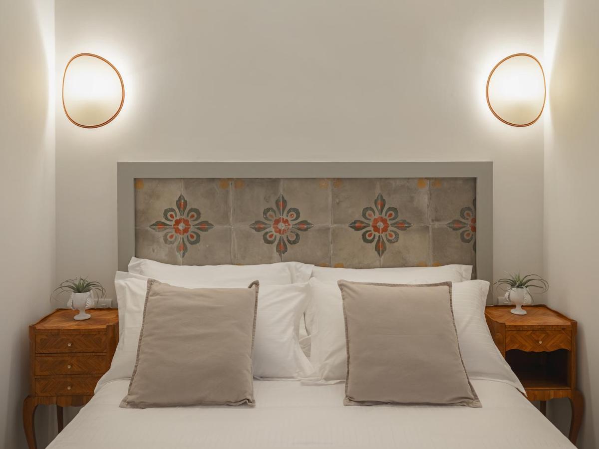 Living U Homesuites 레체 외부 사진